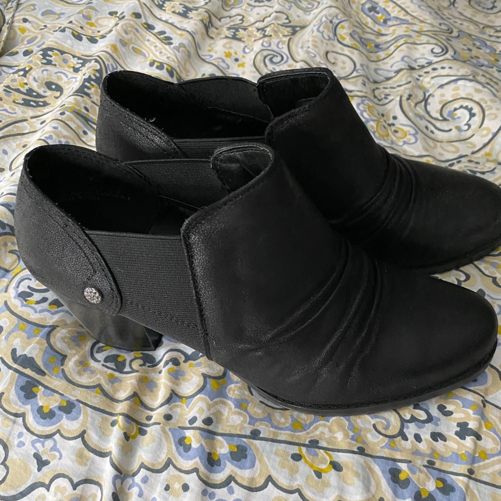 Black 11w boots